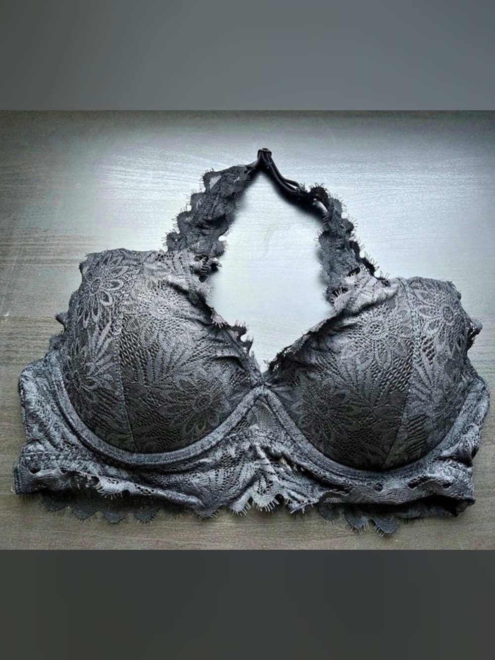 PINK Lace Underwire Bra in Black & Size Medium